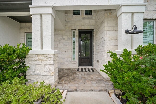 Building Photo - 71 Perennial Cyn Dr