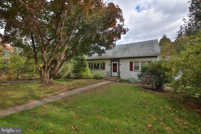 Building Photo - 96 RIVER