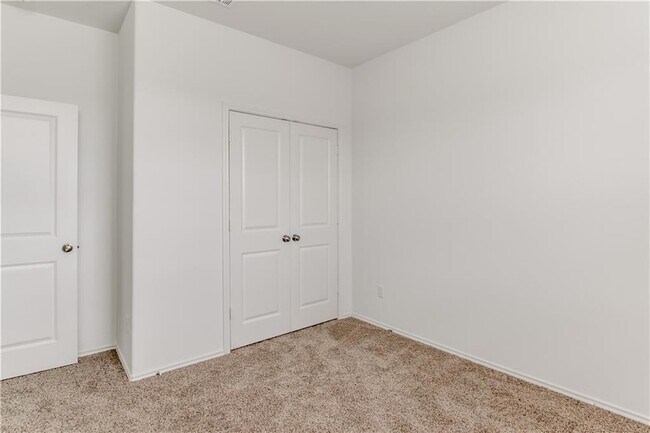 Building Photo - 712 Affazia Ln