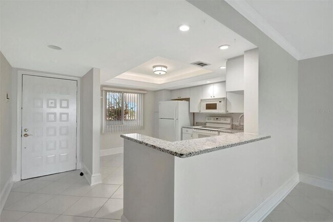 Building Photo - 9604 Cortez Rd W