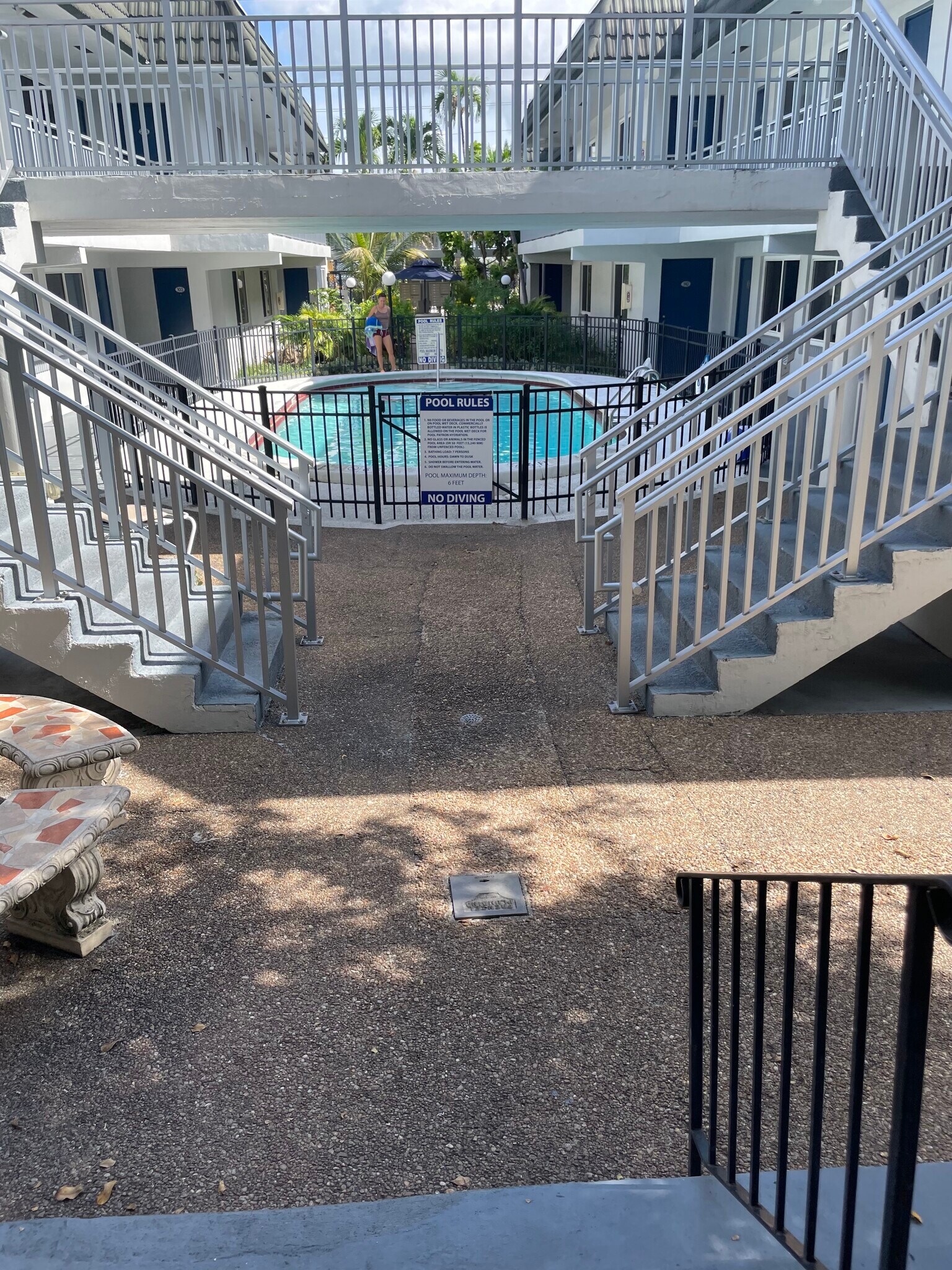 Pool - 1001 SE 16th St