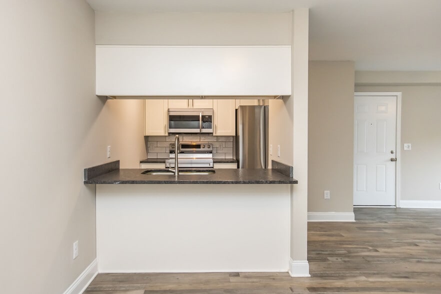 Building Photo - Park Ridge Apartments