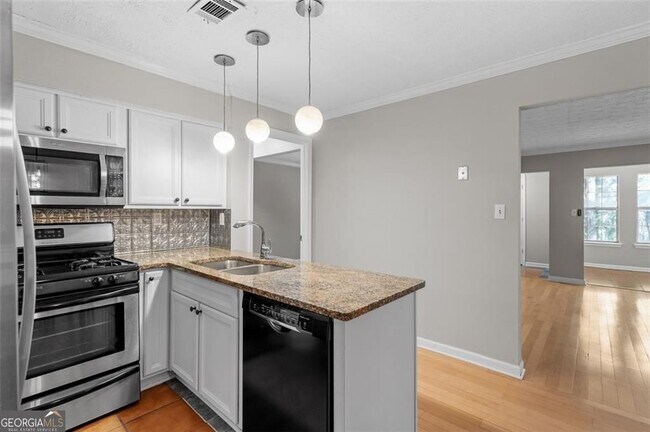 Building Photo - 2045 Brian Way