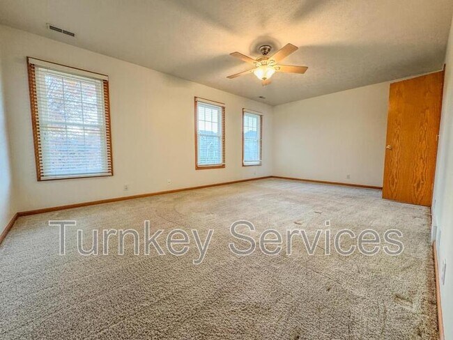 Building Photo - 15222 Curtis Ave