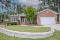 Building Photo - 110 Willow Creek Ln