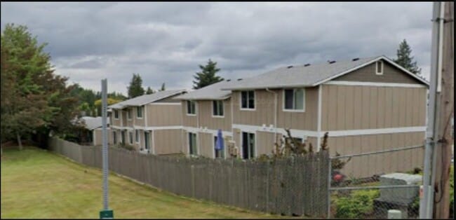 Primary Photo - 2107 N Laventure Rd