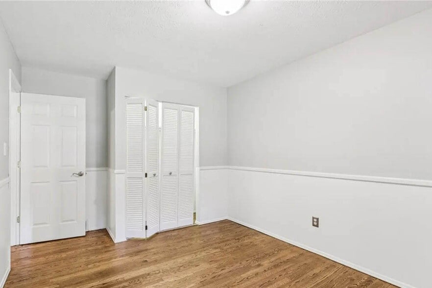 Building Photo - 244 Atterbury Blvd
