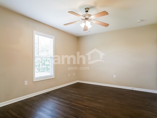 Building Photo - 87 Wolf Creek Ln