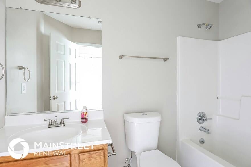 Building Photo - 3250 Trenchard Ln