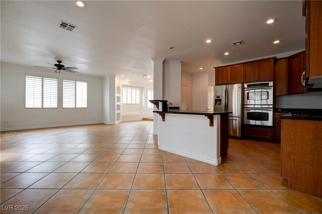 Building Photo - 2412 Energized Ct