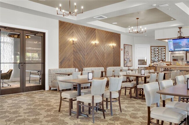 Building Photo - 1391 Olympic Club Blvd