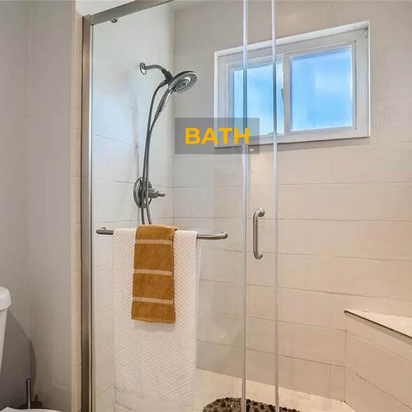 Building Photo - 2403 S Lima Way