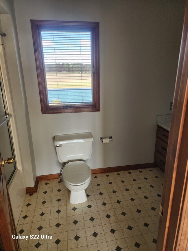 Building Photo - 22611 Campbell Rd