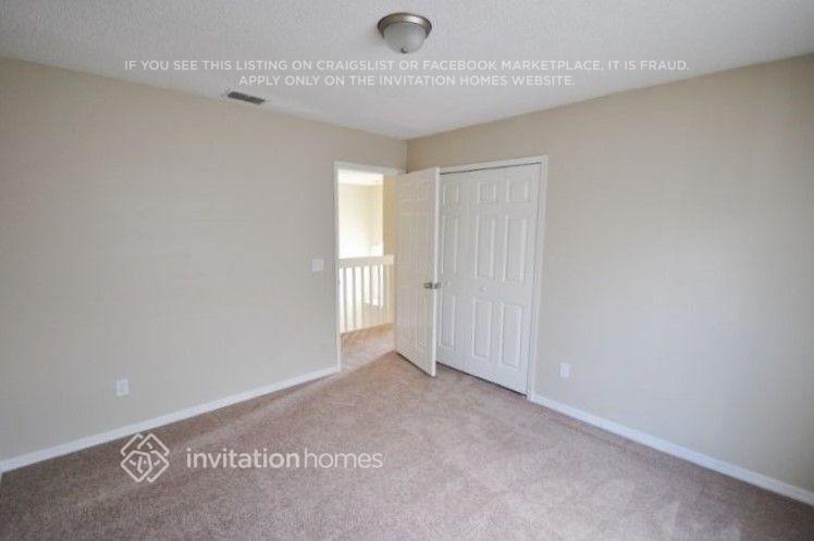 Building Photo - 489 Eastbridge Dr