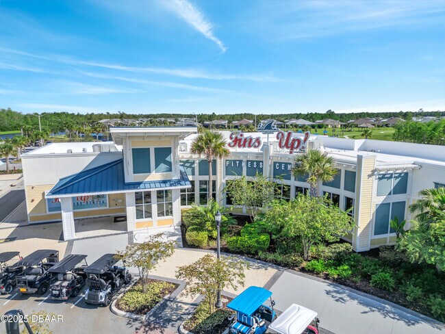 Building Photo - 215 Summertime Pl