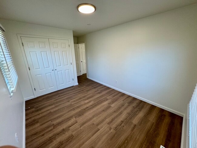 Building Photo - Aylesbury Home