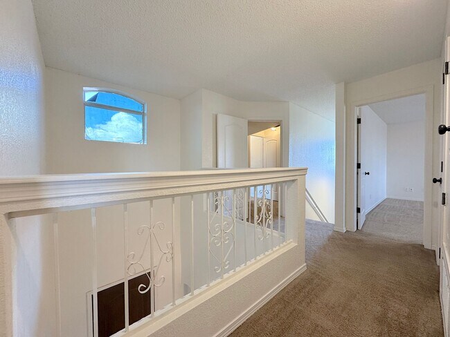 Building Photo - 11028 Acoma St