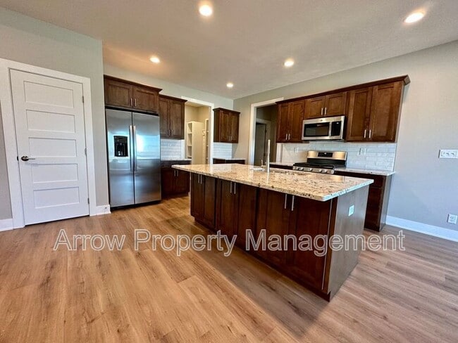 Building Photo - 8709 S 82nd St