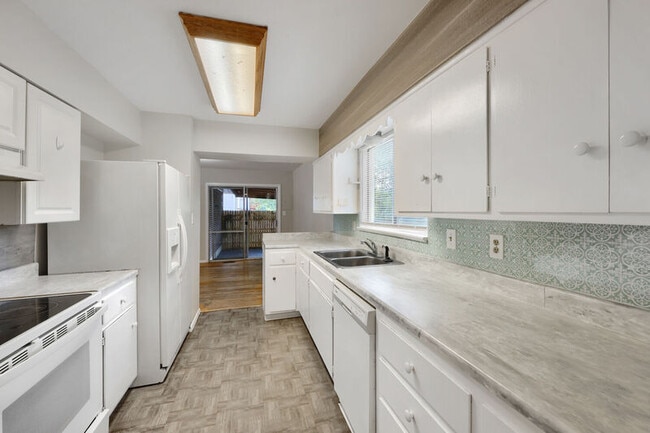 Building Photo - 53 McBurney Blvd