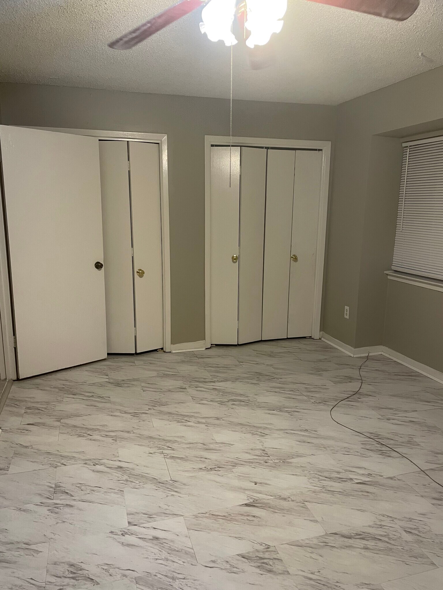 Primary bedroom - 5589 Gates Cv