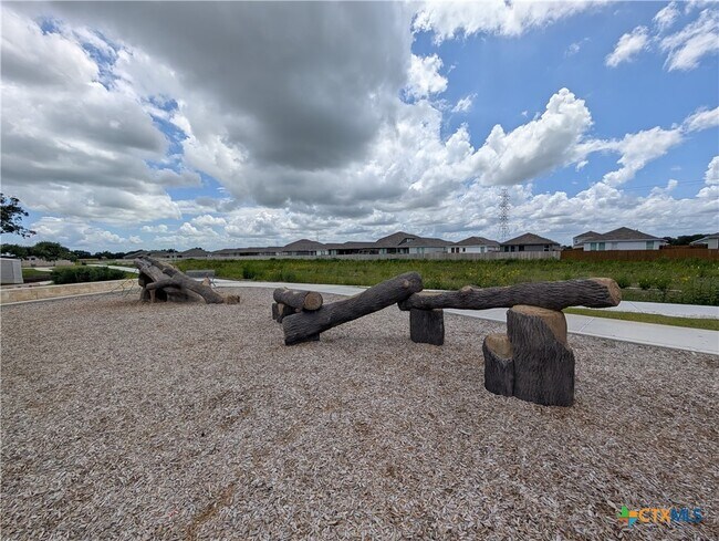 Building Photo - 5923 Corsicana Cv