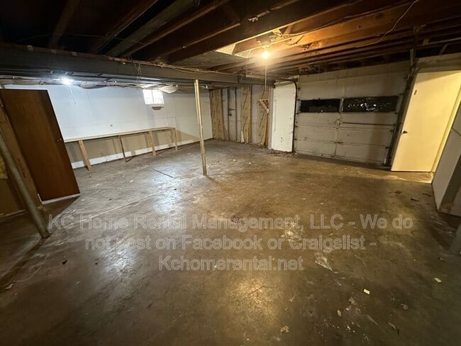 Building Photo - 3028 N 71 St
