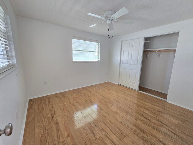 Building Photo - Charming 2 Bed / 2 Bath Home in Venice Gar...