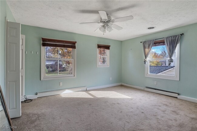 Building Photo - 728 E 343rd St