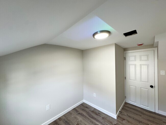 Building Photo - 110 W Easton St