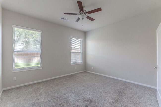 Building Photo - 8026 Whisper Grove Dr