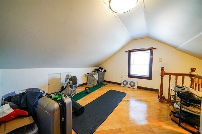 Building Photo - 59 2nd St