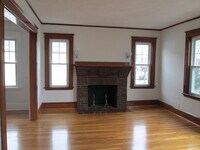 Building Photo - 83 Webster St