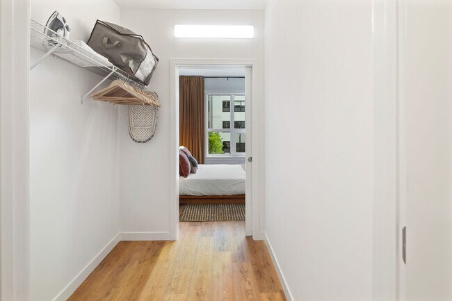 Building Photo - 202 Mill Rd