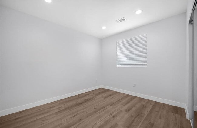 Building Photo - LANFRANCO(3743)