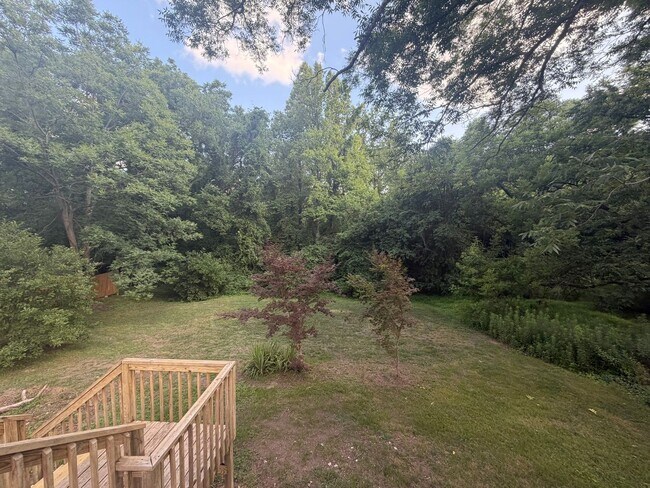 Building Photo - Large home for rent!
