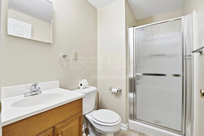 Building Photo - 6200 Winding Stream Dr