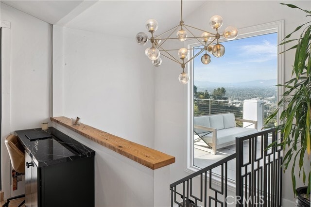 Building Photo - 3642 Alta Mesa Dr