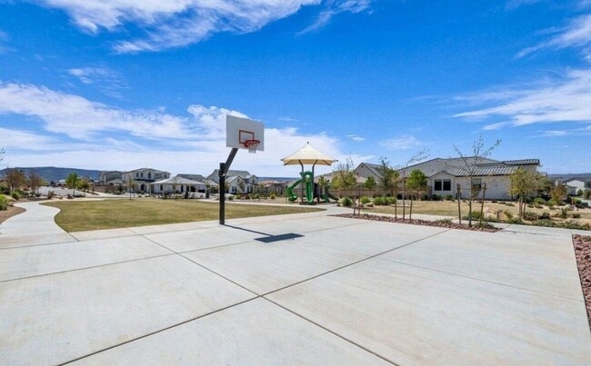 Building Photo - Resort-Style Living | 3 Bedroom Home with ...