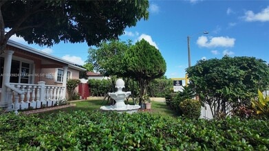 Building Photo - 3235 NW 80th Terrace