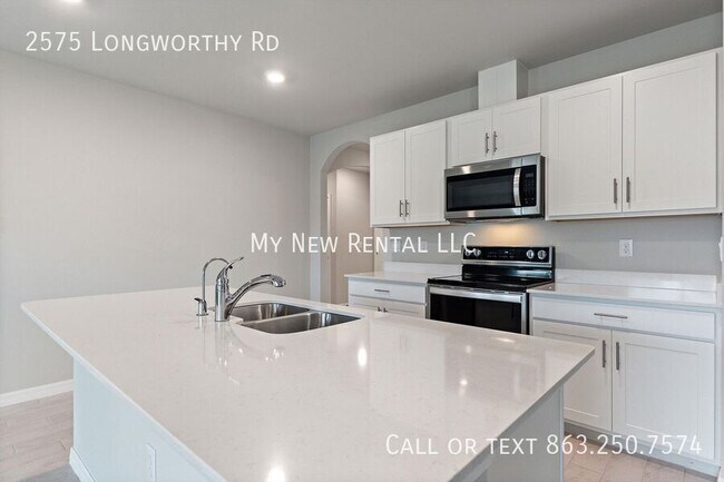 Building Photo - 2575 Longworthy Rd