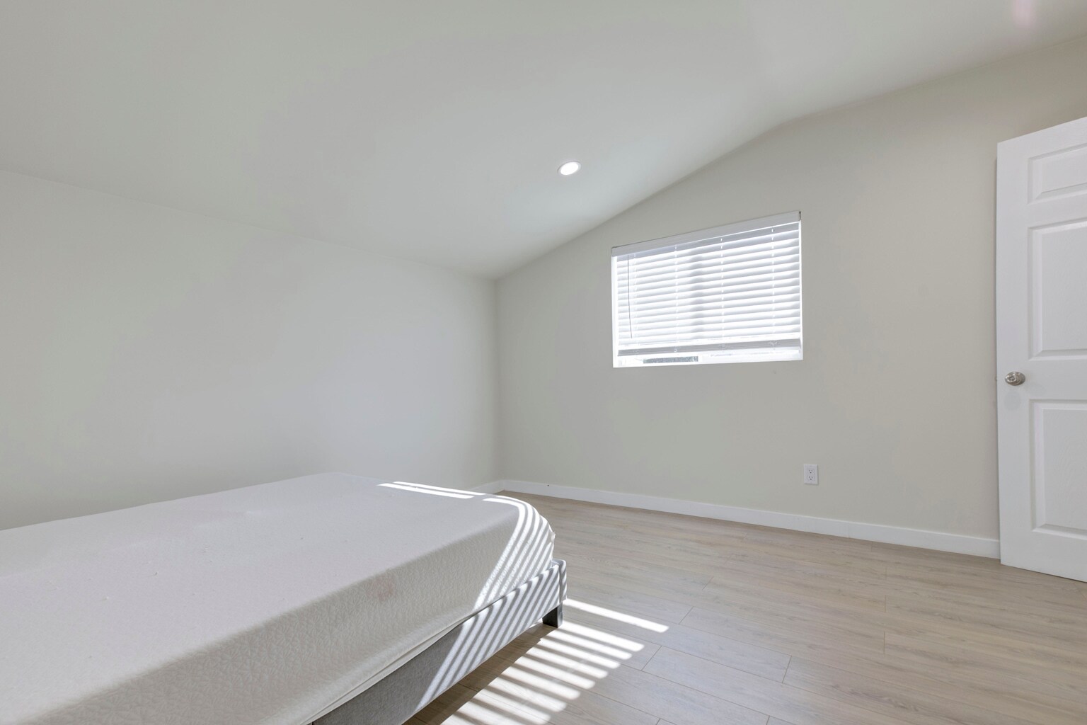 Building Photo - 7711 Forsythe St