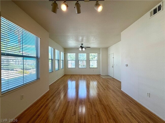 Building Photo - 9975 Peace Way