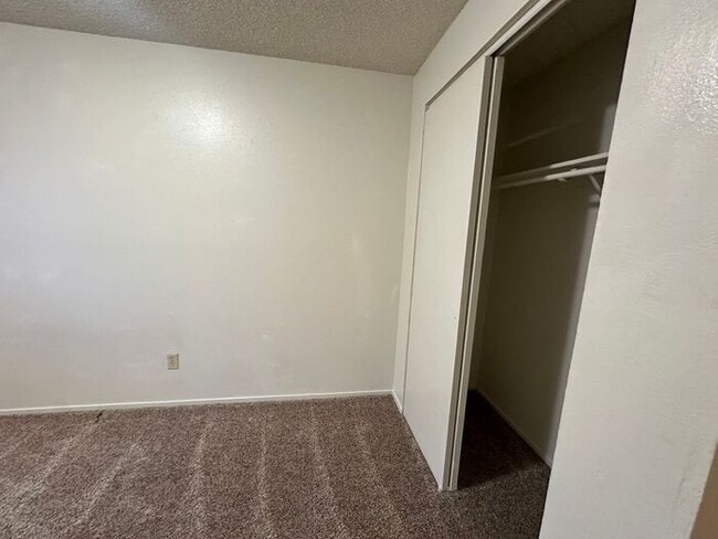 Building Photo - 1395 Carville Dr