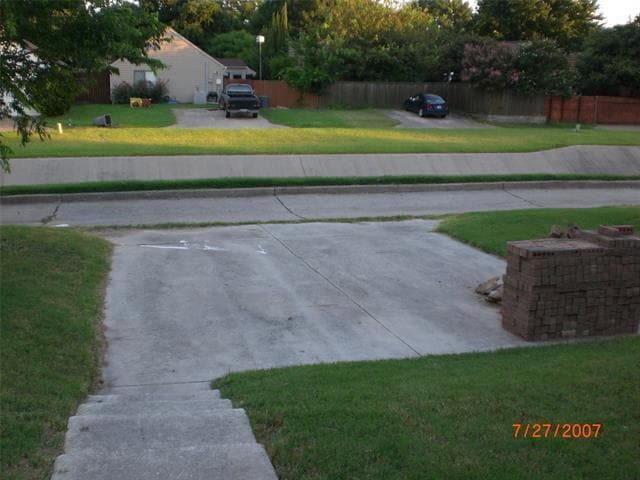 Building Photo - 919 Sugarberry Dr