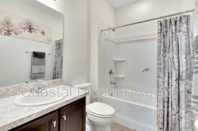 Building Photo - 404 Darcy Bluff Pl