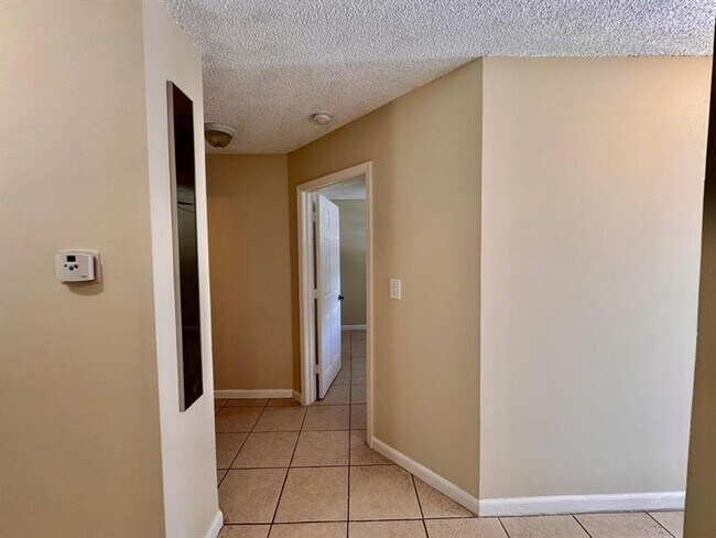 Building Photo - 11211 Royal Palm Blvd