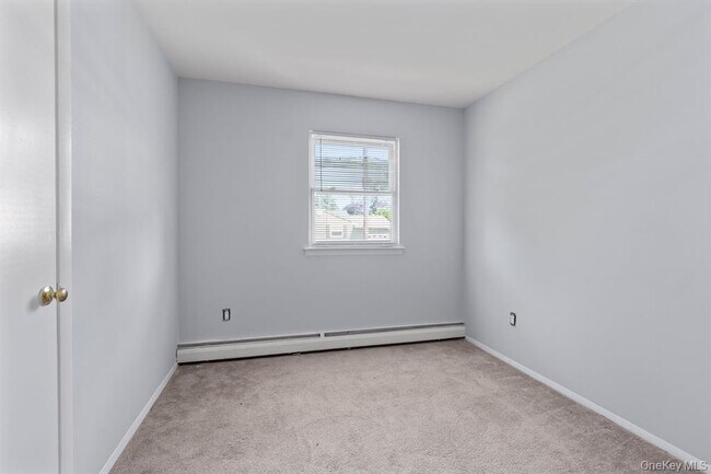 Building Photo - 49 Georgia St