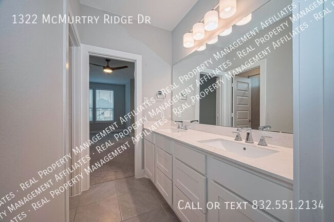 Building Photo - 1322 McMurtry Ridge Dr
