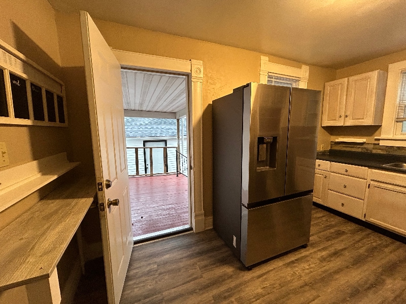 Building Photo - 1108 E Main St