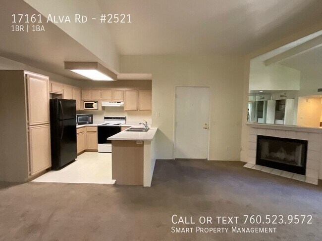 Building Photo - Gorgeous 1 bedroom upper level condo with ...
